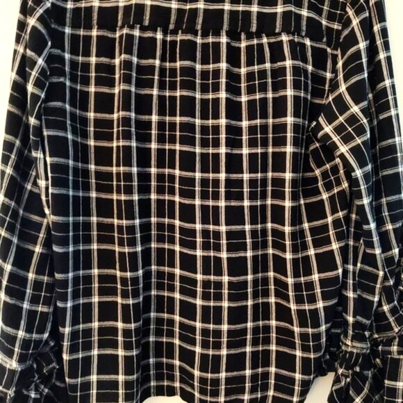 INC Macy's Plaid Ruffle Detail V Neck Blouse XL Petite Black & White Western - Picture 6 of 11